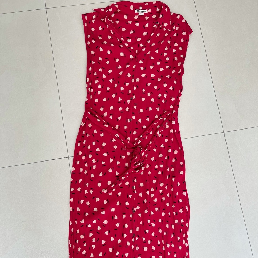 Billabong res floral maxi dress. size S
